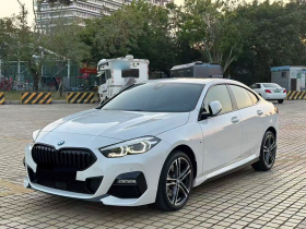 宝马2系(进口) 2021款 225i 四门轿跑车 M运动曜夜套装