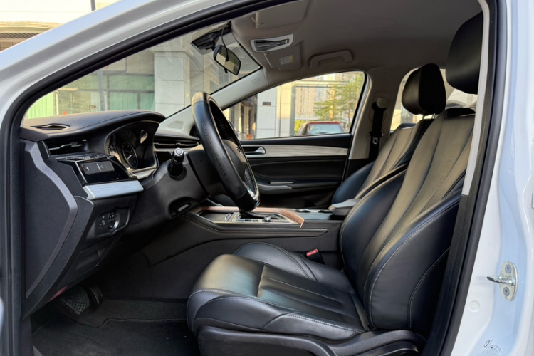 奇瑞 艾瑞泽5 PLUS 2021款 小AI 1.5L CVT型PLUS中控内饰7001