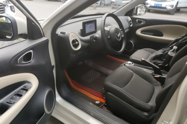 五菱汽车 五菱缤果 2024款 203km 轻享款中控内饰20