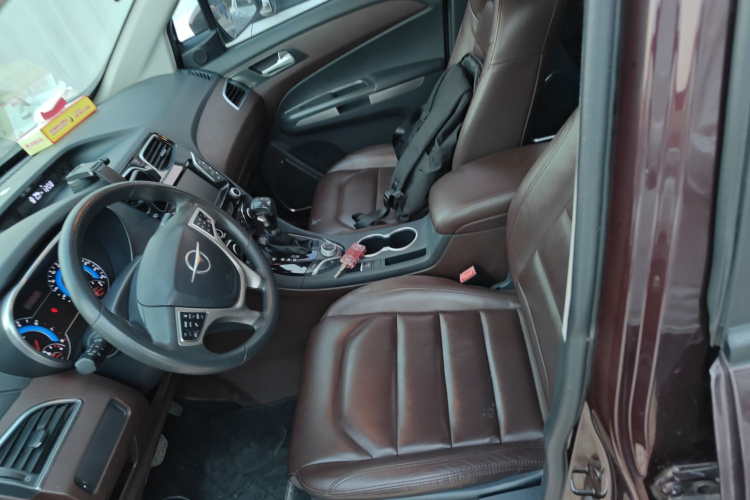 海马 福美来MPV 2017款 七座版 1.5T 自动适·享型局部细节19