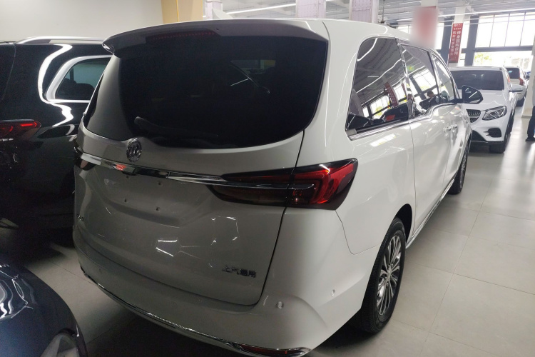 别克GL8 2023款 陆上公务舱 尊贵型车身外观6005