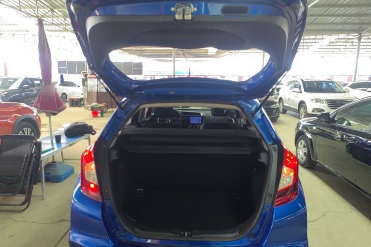 本田 飞度 2018款 1.5L CVT潮跑版局部细节23