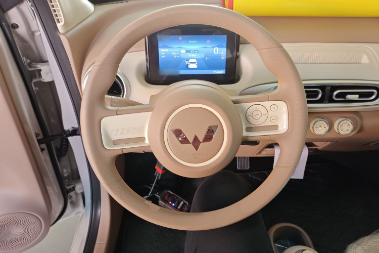 五菱汽车 宏光MINIEV 2025款 四门版 进阶款中控内饰13