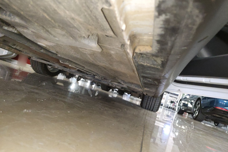 福特 福克斯 2015款 两厢 EcoBoost 180 自动精英型局部细节9001