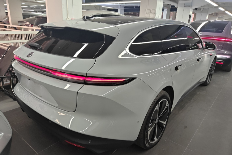 蔚来ET5T 2023款 75kWh Touring车身外观6005