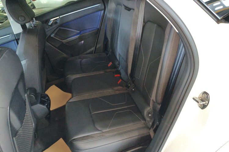 奥迪Q3 Sportback 2023款 40 TFSI 时尚型中控内饰21