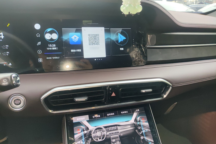 捷途X90 2023款 子龙 2.0T DCT常胜版 7座局部细节16