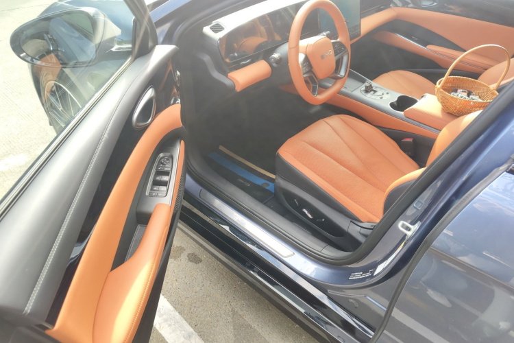 比亚迪 海豹 2025款 改款 650智驾版中控内饰20