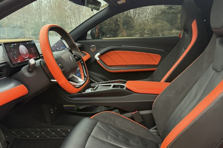 哪吒汽车 哪吒GT 2023款 560中控内饰7002