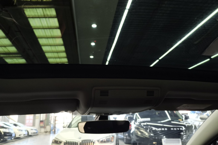 大众 高尔夫(进口) 2019款 1.8TSI 旅行版中控内饰22