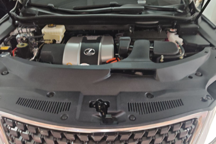 雷克萨斯RX  改款 450h 四驱典雅版局部细节24