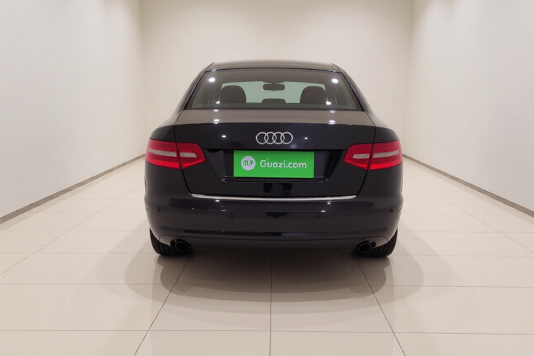 奥迪A6L 2011款 2.0 TFSI 自动舒适型车身外观6