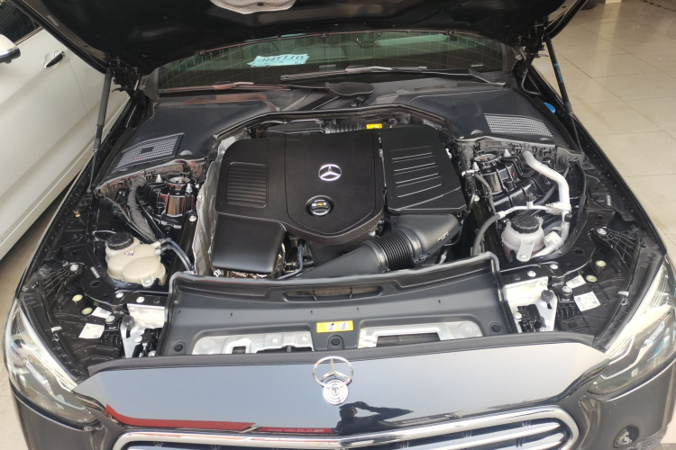 奔驰C级 2022款 C 260 L局部细节24