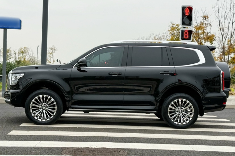 坦克500 2022款 3.0T 运动版 造境型 5座车身外观6004