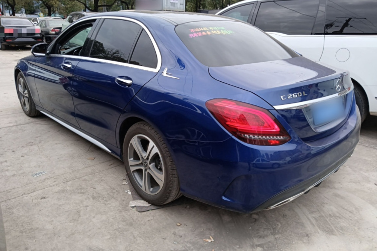 奔驰C级 2019款 C 260 L 运动版车身外观6003
