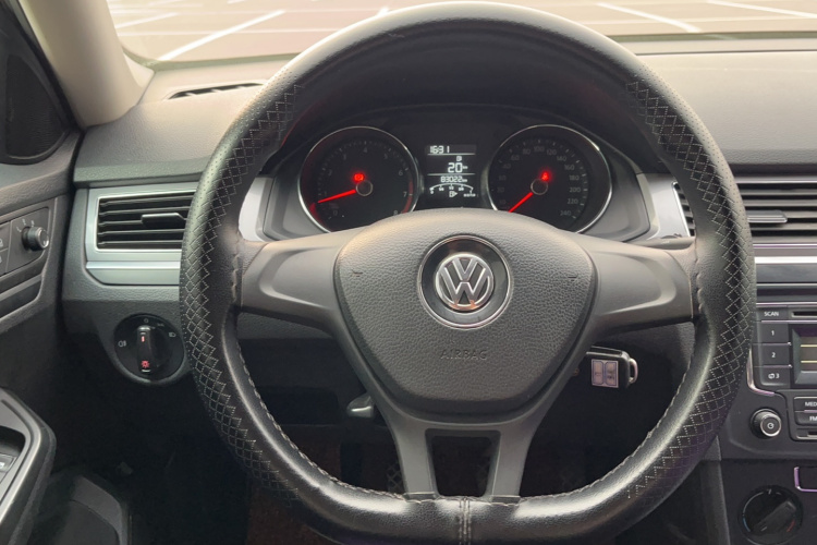 大众 宝来 2016款 1.6L 手动时尚型局部细节13