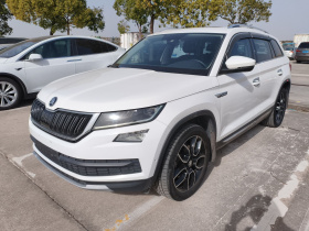 斯柯达 柯迪亚克 2018款 TSI380 7座四驱旗舰版