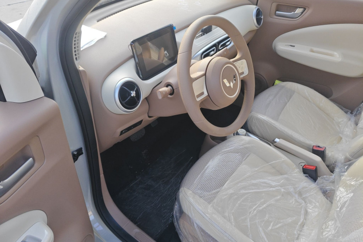 五菱汽车 宏光MINIEV 2025款 四门版 进阶款中控内饰20