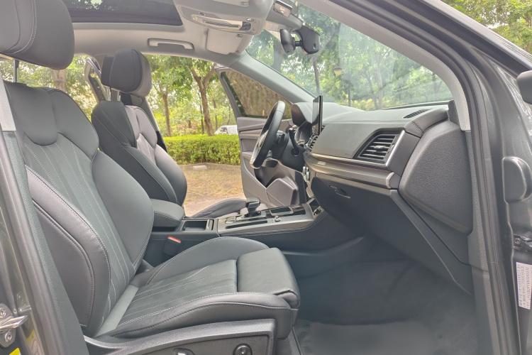 奥迪Q5L 2022款 改款 40T 豪华动感型局部细节41