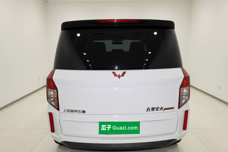 五菱汽车 五菱宏光PLUS 2020款 1.5L 手动标准型 5座车身外观6