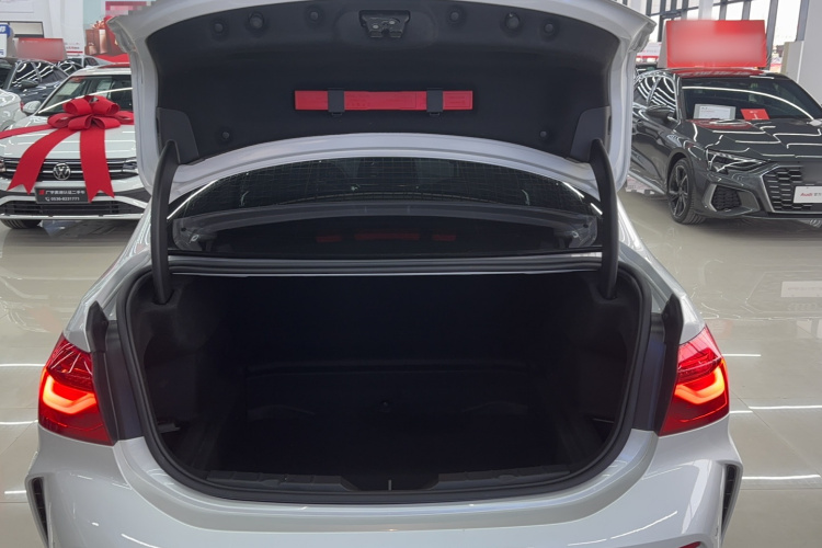 宝马1系 2023款 120i M运动版局部细节23