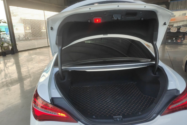 奔驰CLA AMG 2017款 改款 AMG CLA 45 4MATIC局部细节23