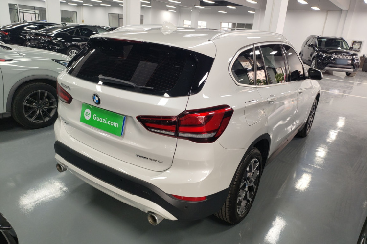 宝马X1 2020款 sDrive25Li 领先型车身外观7