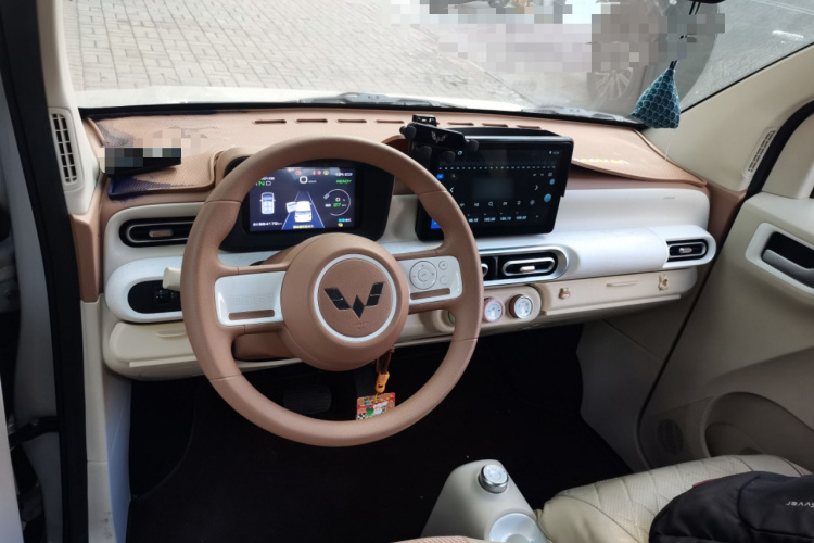 五菱汽车 宏光MINIEV 2024款 第三代 215km 青春版中控内饰12