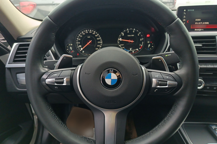 宝马3系 2018款 320Li 领先型M运动套装局部细节13