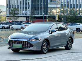 比亚迪 秦PLUS 2023款 冠军版 DM-i 55KM领先型