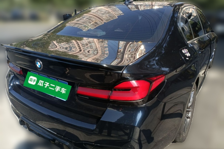 宝马5系 2022款 改款二 525Li M运动套装车身外观6005
