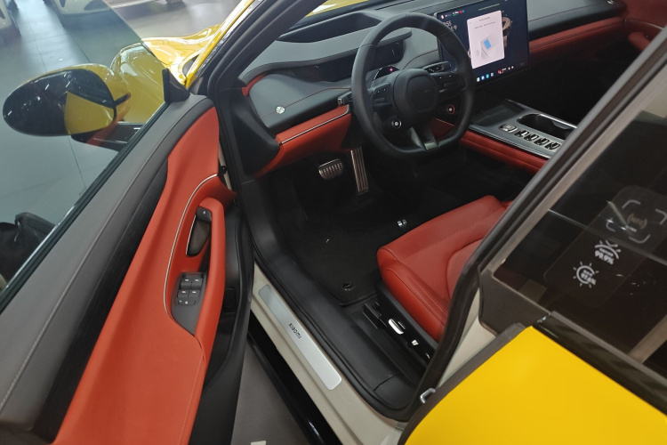 小米汽车 小米SU7 2024款 四驱超长续航高阶智驾Max版中控内饰7003