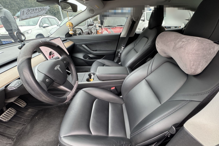 特斯拉 Model 3 2020款 标准续航后驱升级版中控内饰7001