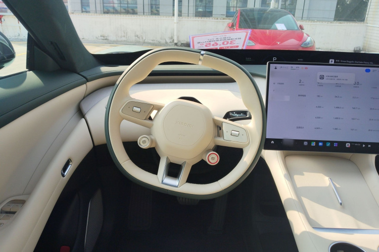 小米汽车 小米YU7 2025款 超长续航高性能四驱Max版局部细节13