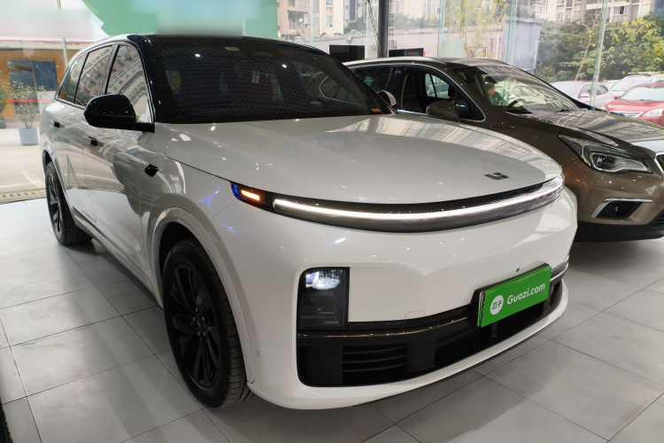 理想汽车 理想L7 2023款 Air车身外观3