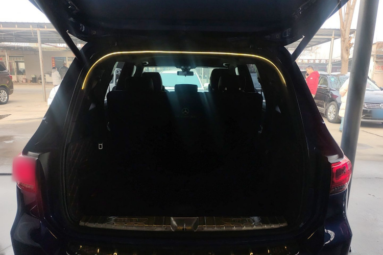 奔驰GLB 2020款 改款 GLB 200 时尚型机舱底盘23