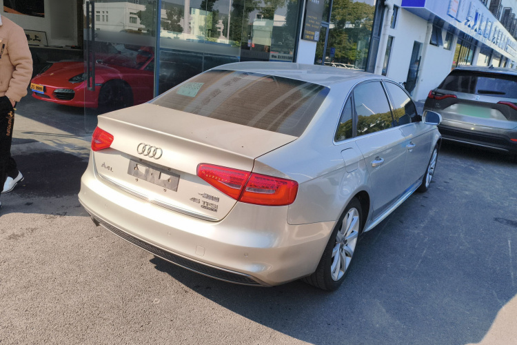奥迪A4L 2016款 45 TFSI quattro个性运动型车身外观6005