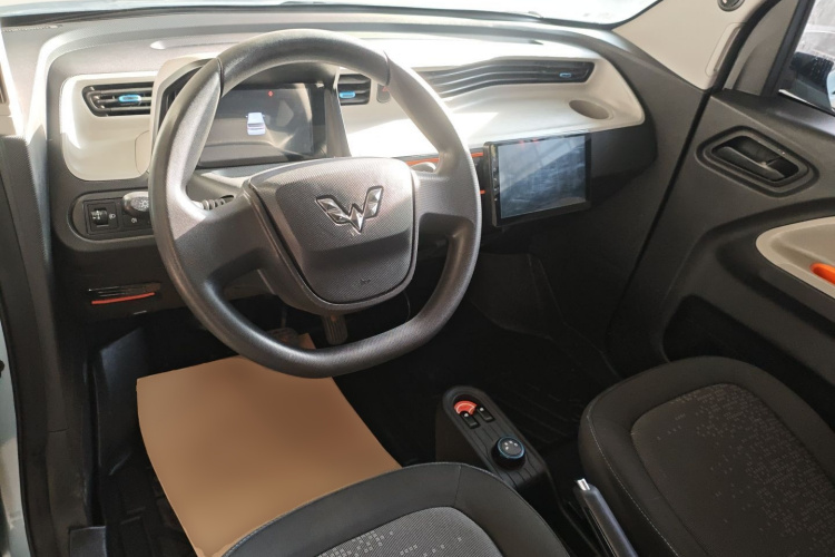 五菱汽车 宏光MINIEV 2020款 自在款 磷酸铁锂中控内饰7002