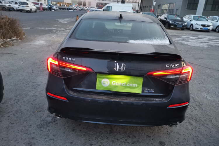 本田 思域 2022款 240TURBO CVT燃擎版车身外观6