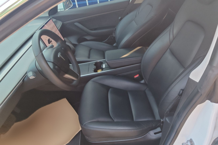 特斯拉 Model 3(进口)  标准续航后驱升级版(60度)局部细节19