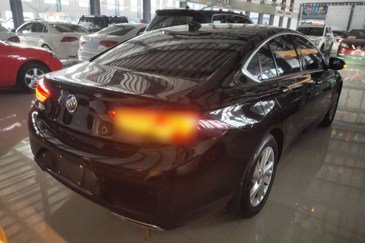 别克 君威 2020款 552T 精英型车身外观7