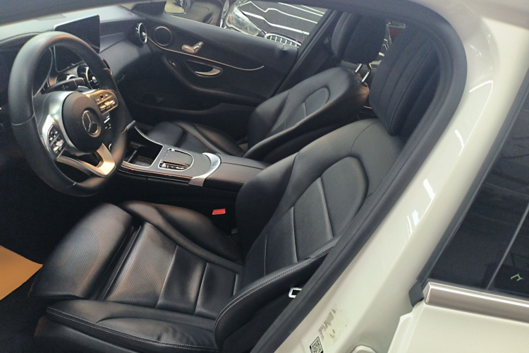 奔驰C级 2021款 C 200 L 时尚型运动版中控内饰19