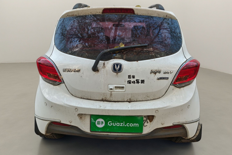 长安 奔奔 2015款 1.4L IMT尊贵型 国V车身外观6