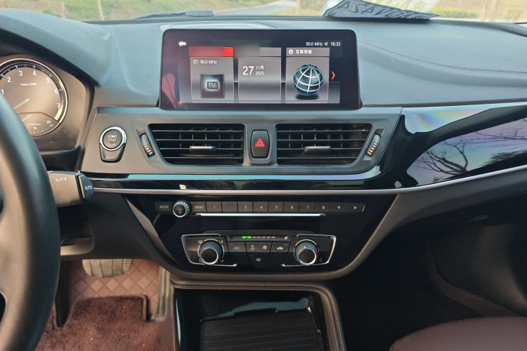 宝马1系 2020款 120i M运动套装局部细节16