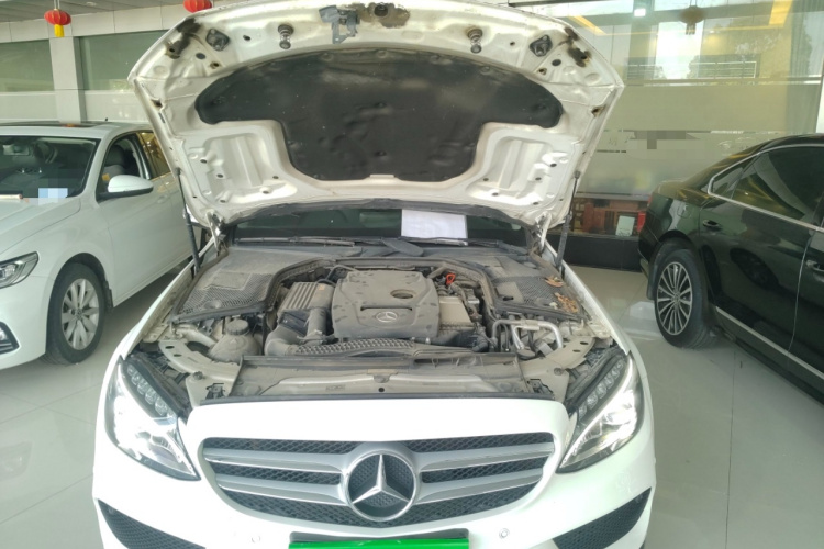 奔驰C级 2018款 C 180 L 时尚型运动版机舱底盘24