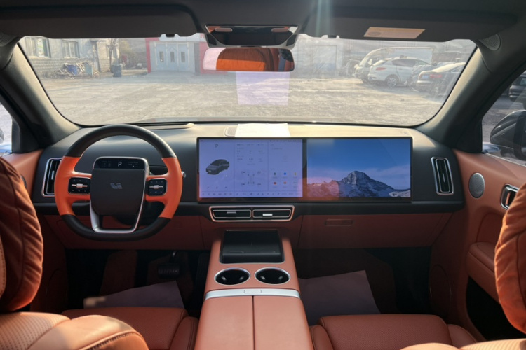 理想汽车 理想L7 2023款 Pro中控内饰7008