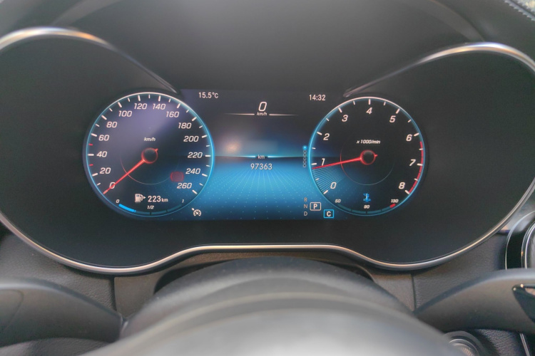 奔驰C级 2021款 C 200 L 时尚型运动版局部细节14