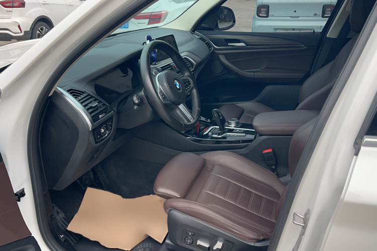 宝马X3 2021款 改款 xDrive28i M运动套装中控内饰7001