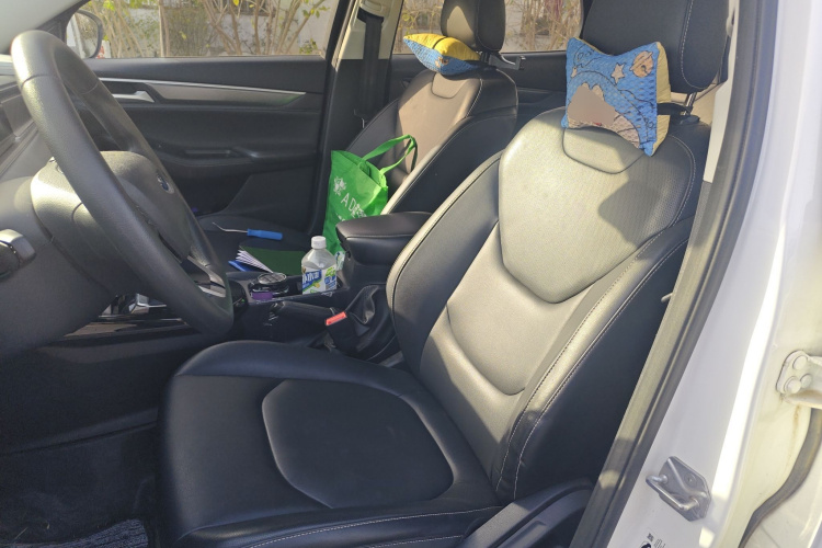 福特 福睿斯 2021款 1.5L 自动铂金版中控内饰19