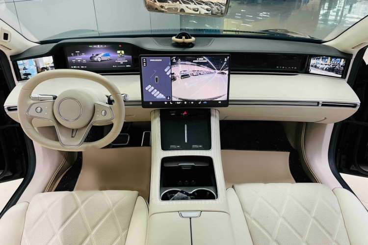 鸿蒙智行 享界S9 2024款 纯电 Ultra 四驱旗舰版中控内饰7002